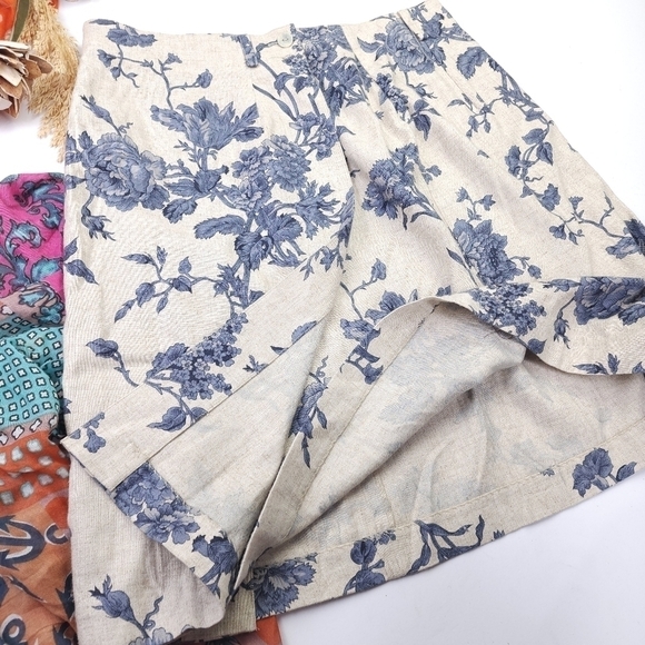 Talbots Beige Blue Floral Wrap Skirt Sz 12p - Picture 5 of 10